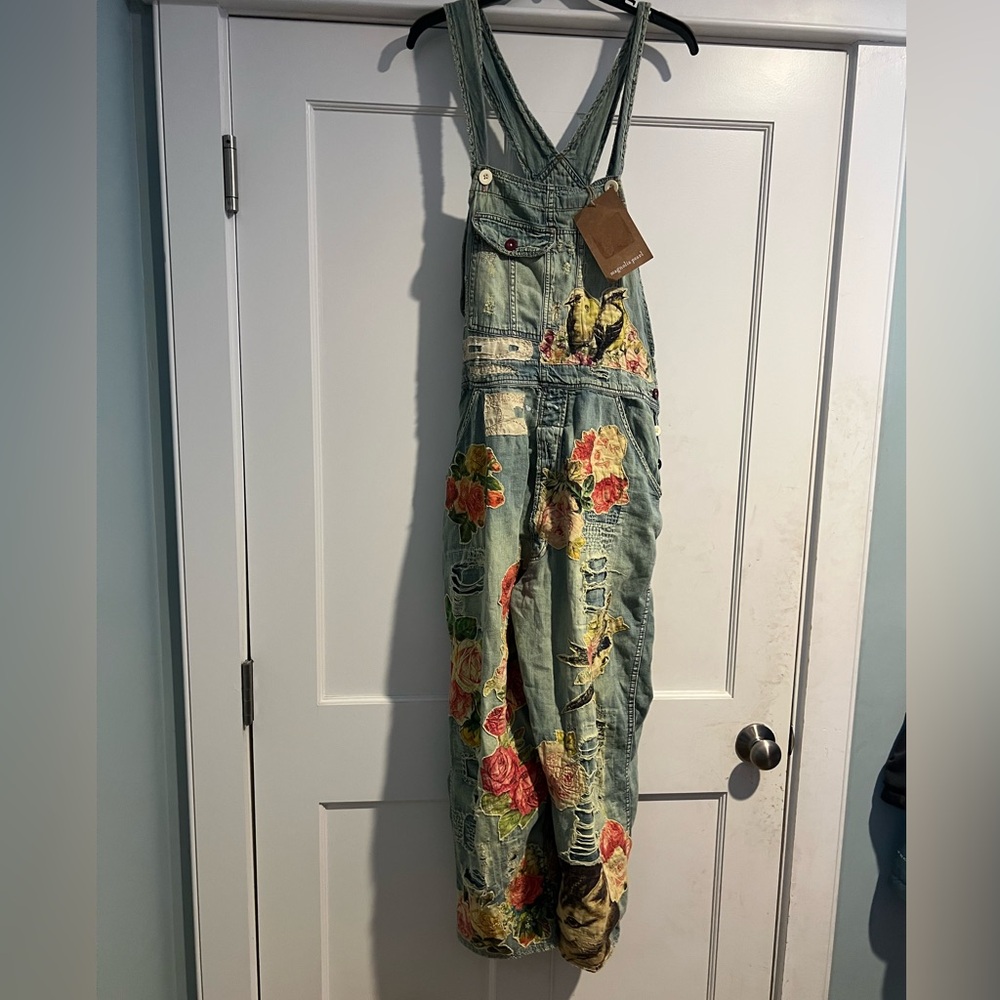 Magnolia Pearl/Free People Floral Appliqué Denim Overalls - Vintage - OS - NWT - Picture 10 of 16